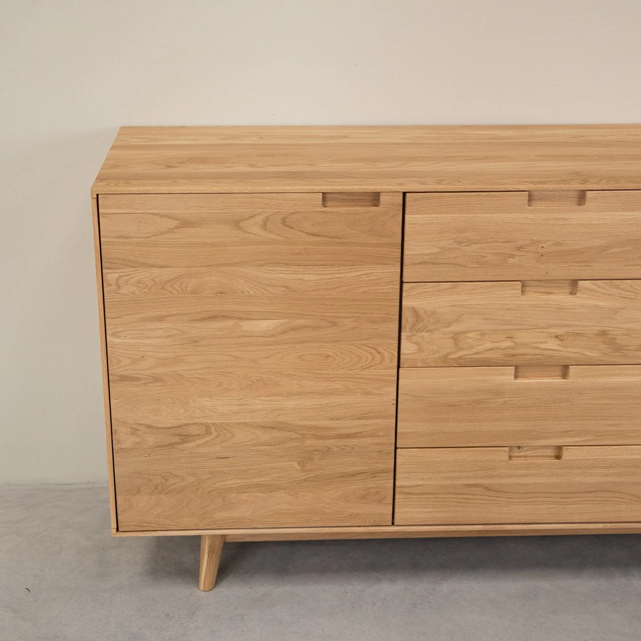 Massief eikenhouten dressoir van Escandi Atelier | NordicStory - Image 10