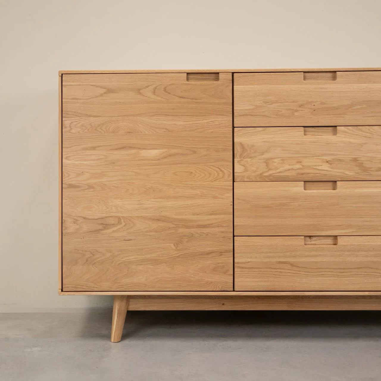 Massief eikenhouten dressoir van Escandi Atelier | NordicStory - Image 9