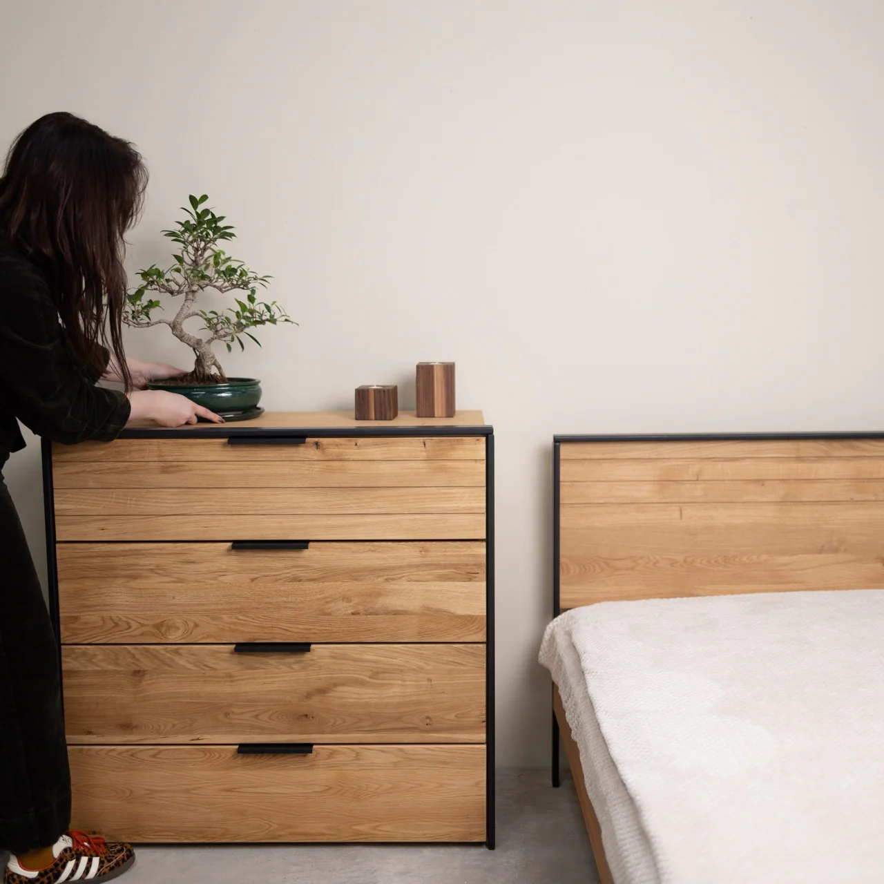 Massief eikenhouten bed Runa | NordicStory - Image 7