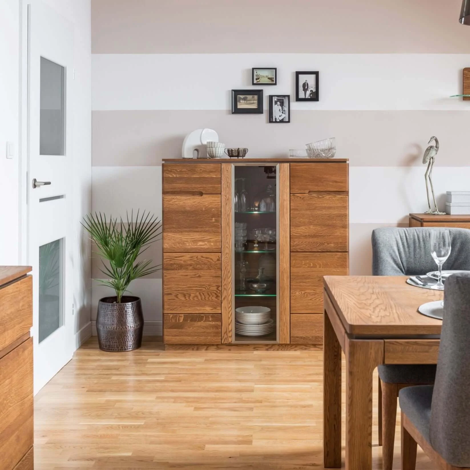 Eikenhouten dressoir MONTENEGRO 44 | LoftStory - Image 4
