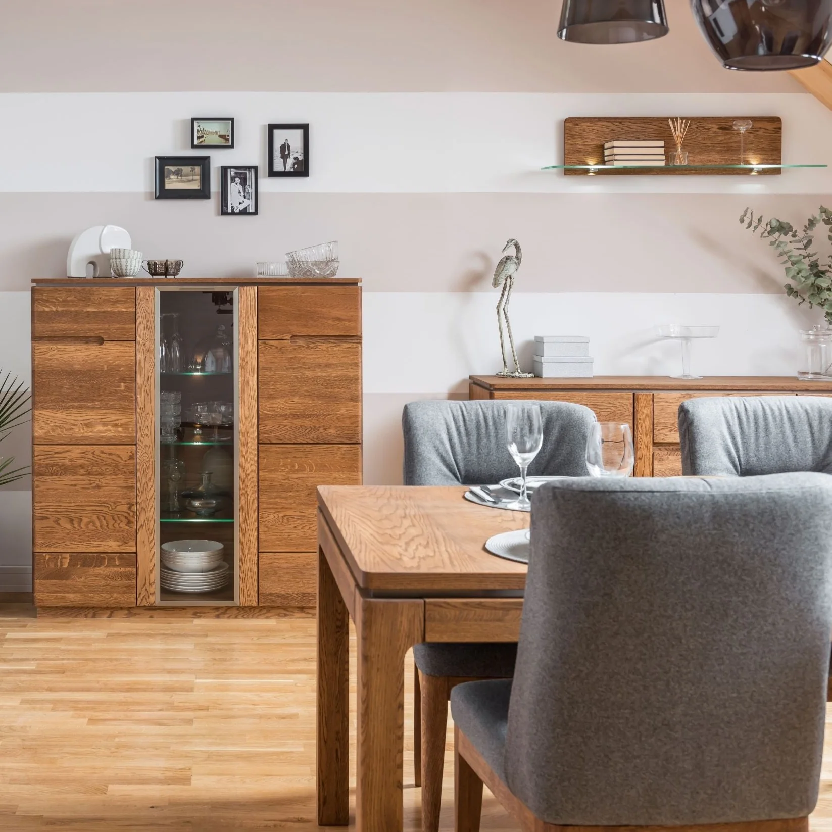 Uitschuifbare eettafel van eikenhout Montenegro 40 | LoftStory - Image 4