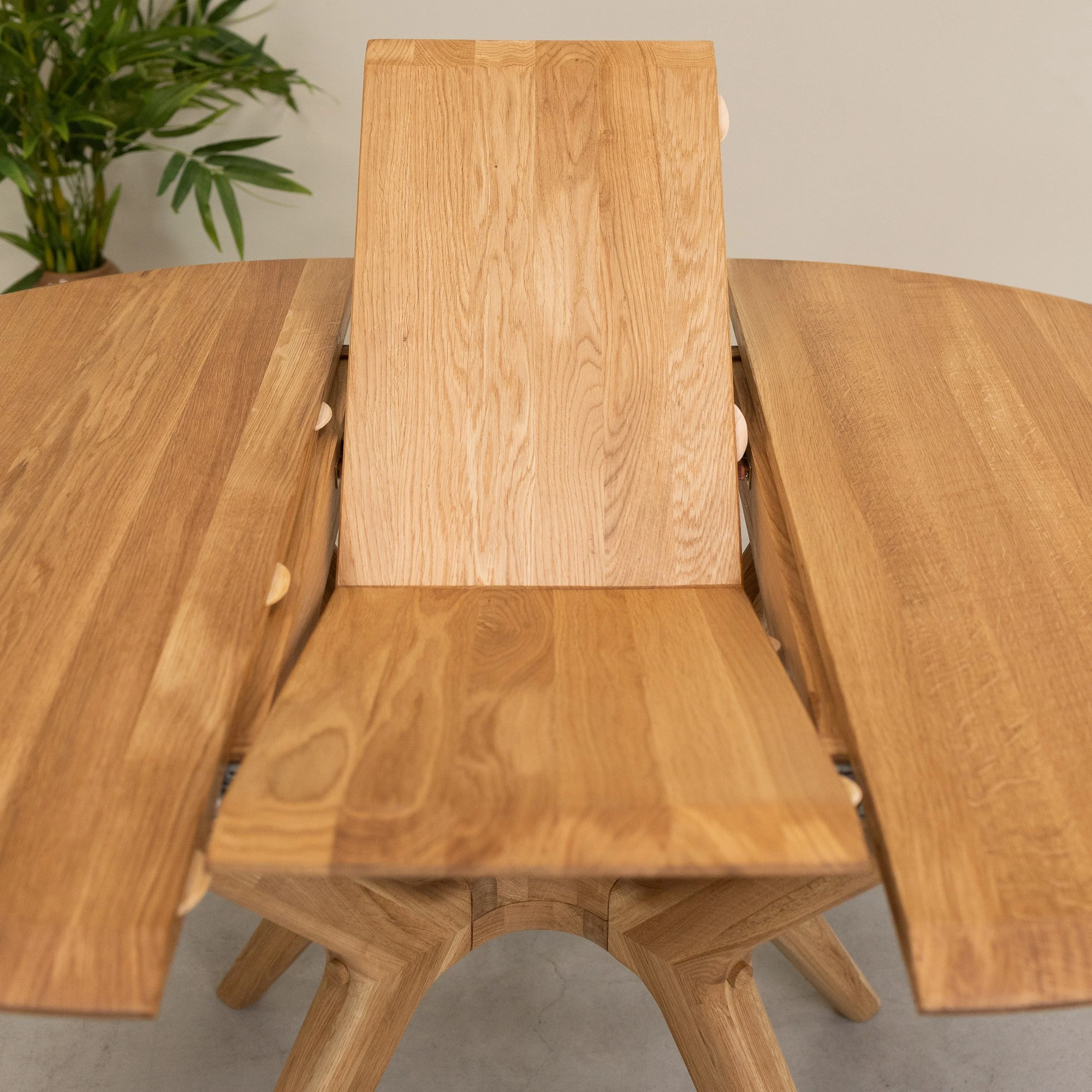 Ronde uitschuifbare eettafel in massief eiken Carmen | NordicStory - Image 3