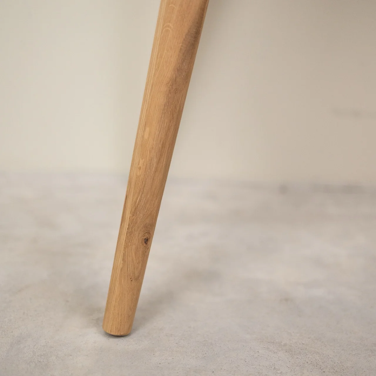 Schrijftafel van massief eikenhout van Escandi Atelier | NordicStory - Image 8