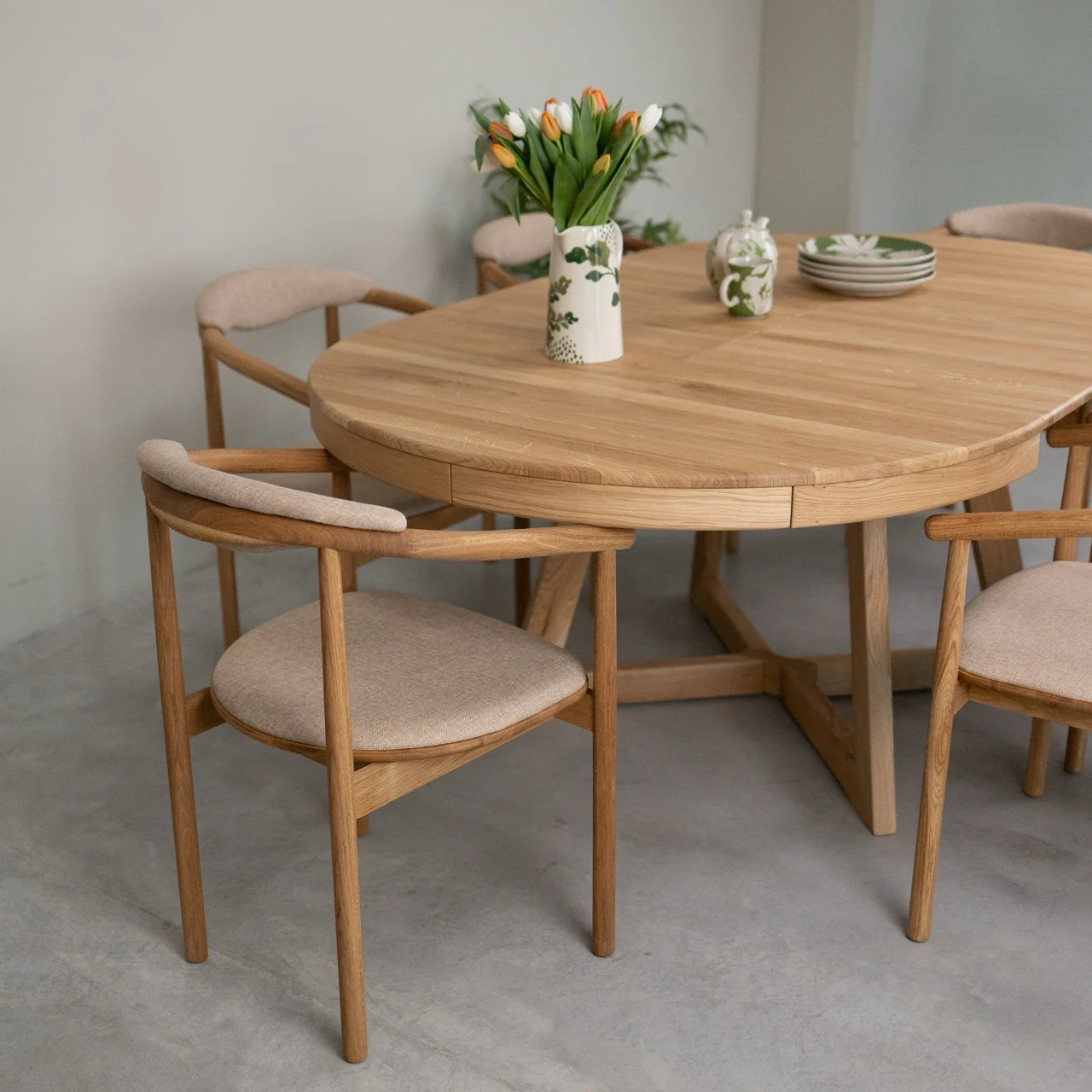 Uitschuifbare eettafel van massief eikenhout van Escandi Atelier | NordicStory - Image 14