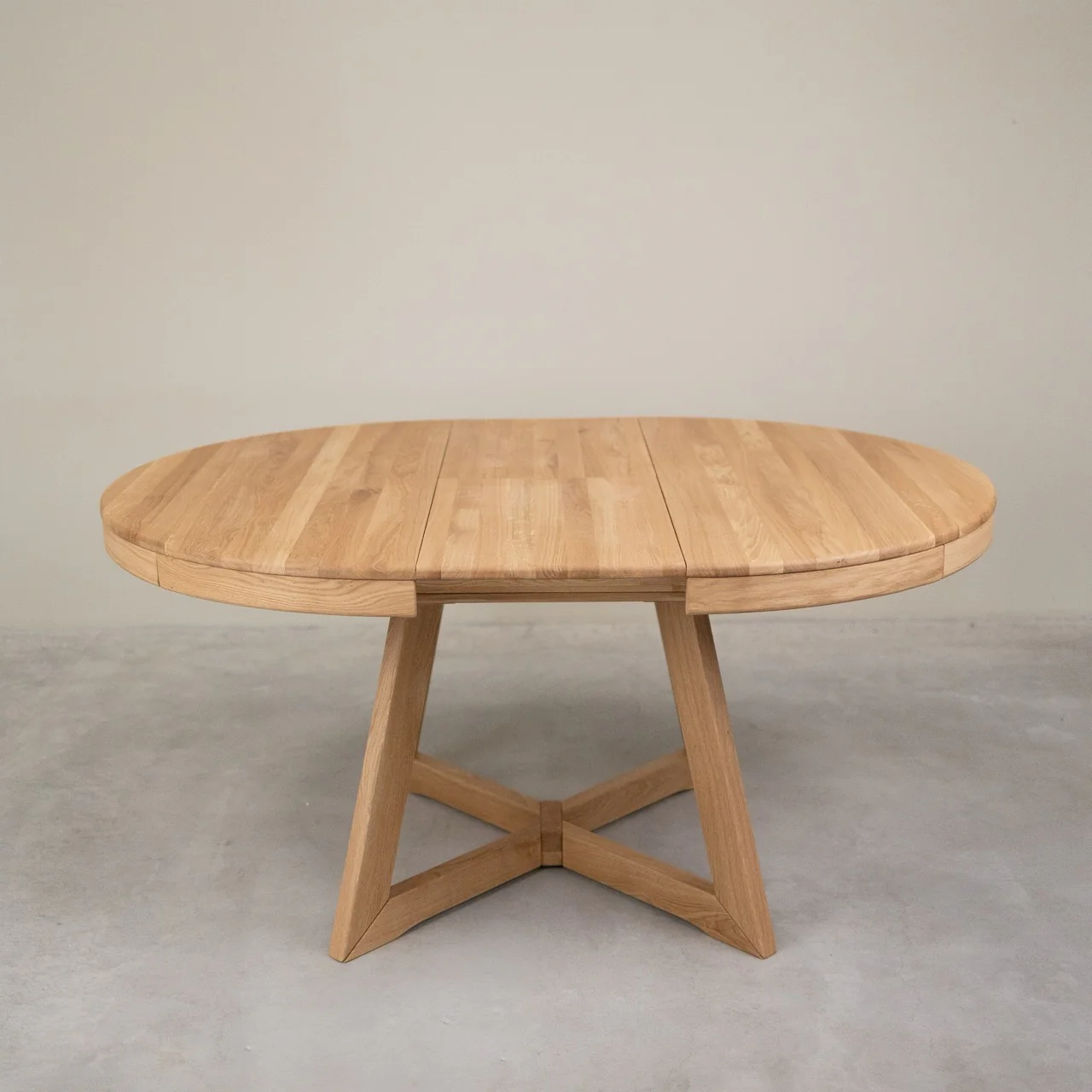 Uitschuifbare eettafel van massief eikenhout van Escandi Atelier | NordicStory - Image 4