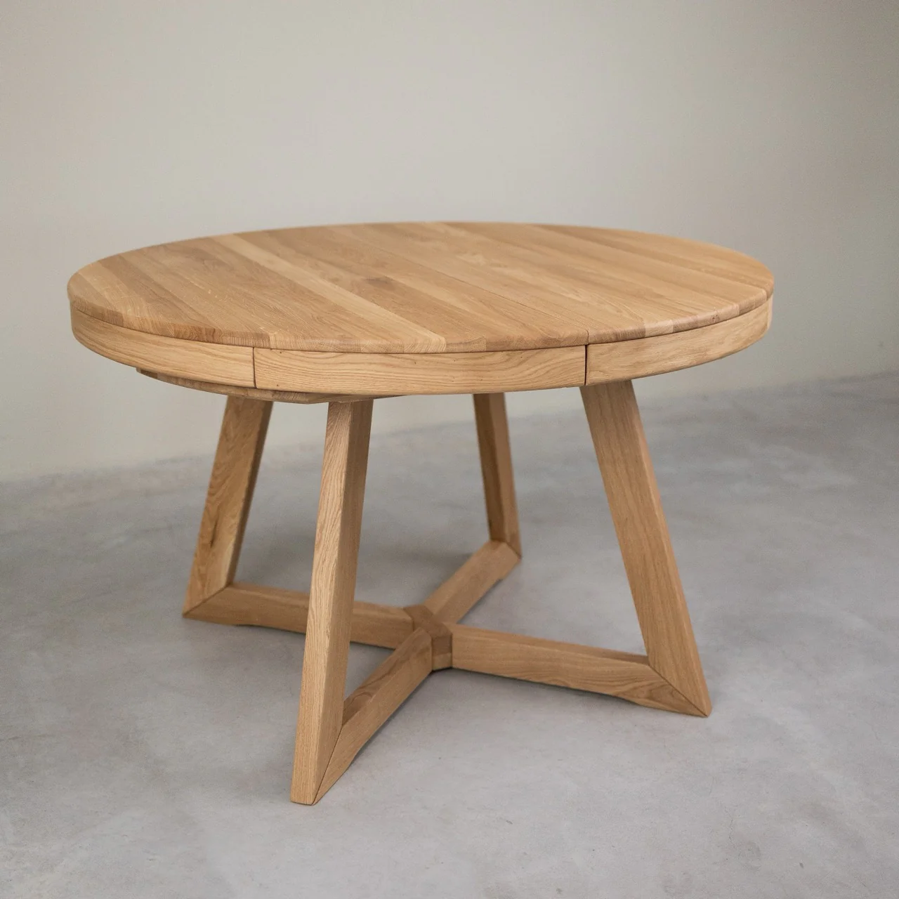 Uitschuifbare eettafel van massief eikenhout van Escandi Atelier | NordicStory - Image 9