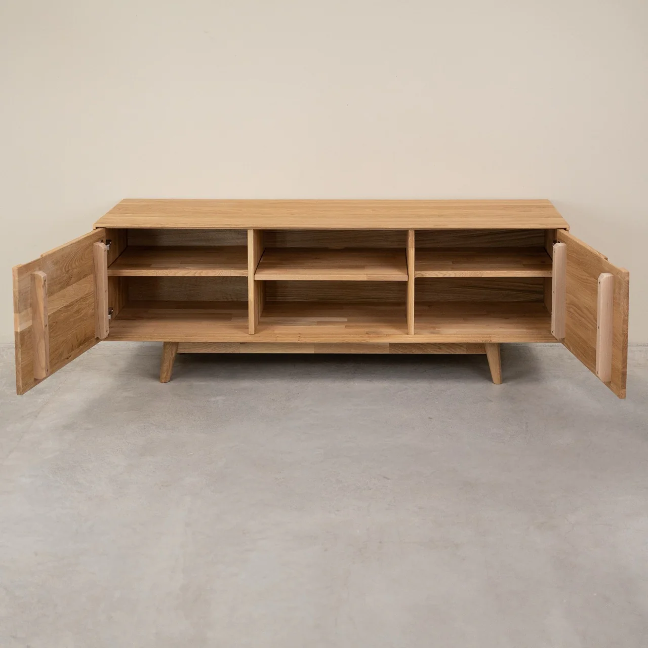 TV-meubel van massief eikenhout van Escandi Atelier | NordicStory - Image 10