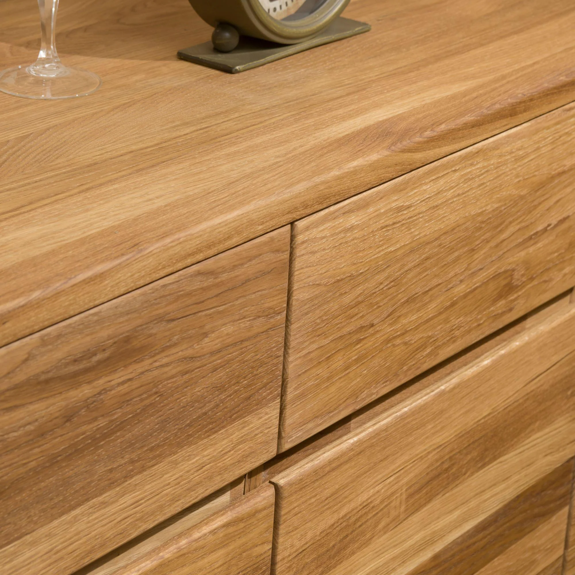Sideboard Elsa 3 van massief eikenhout | NordicStory - Image 9
