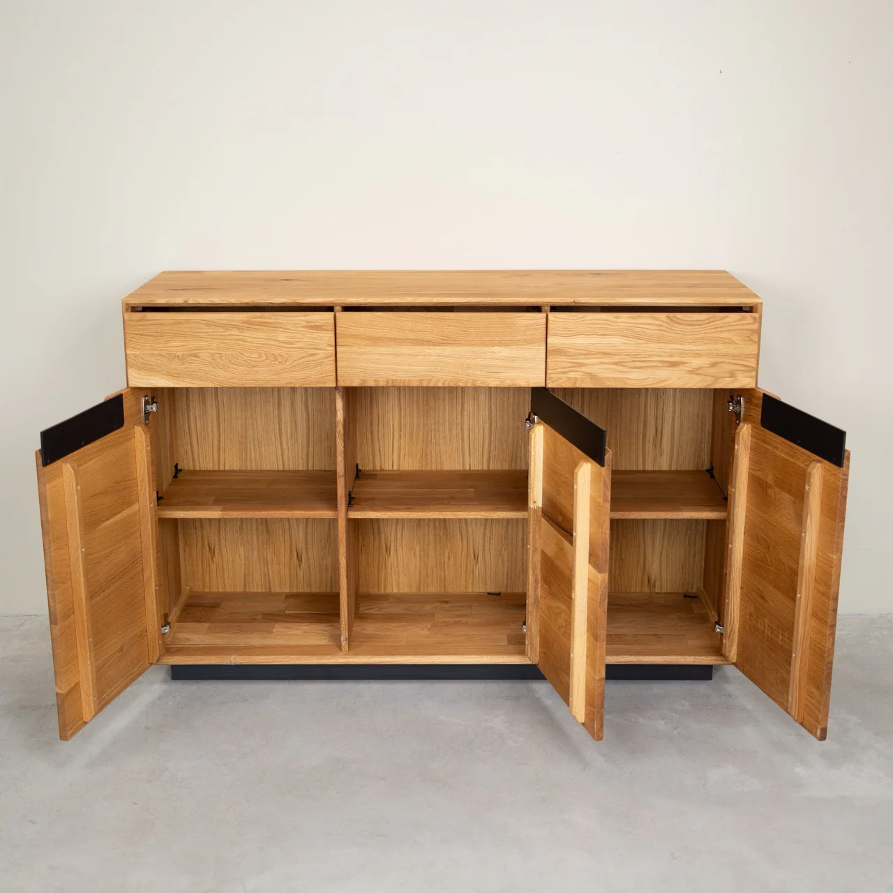 Massief eikenhouten dressoir Bremen 2 | NordicStory - Image 8