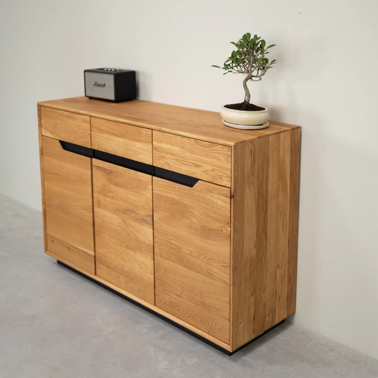 Massief eikenhouten dressoir Bremen 2 | NordicStory - Image 9