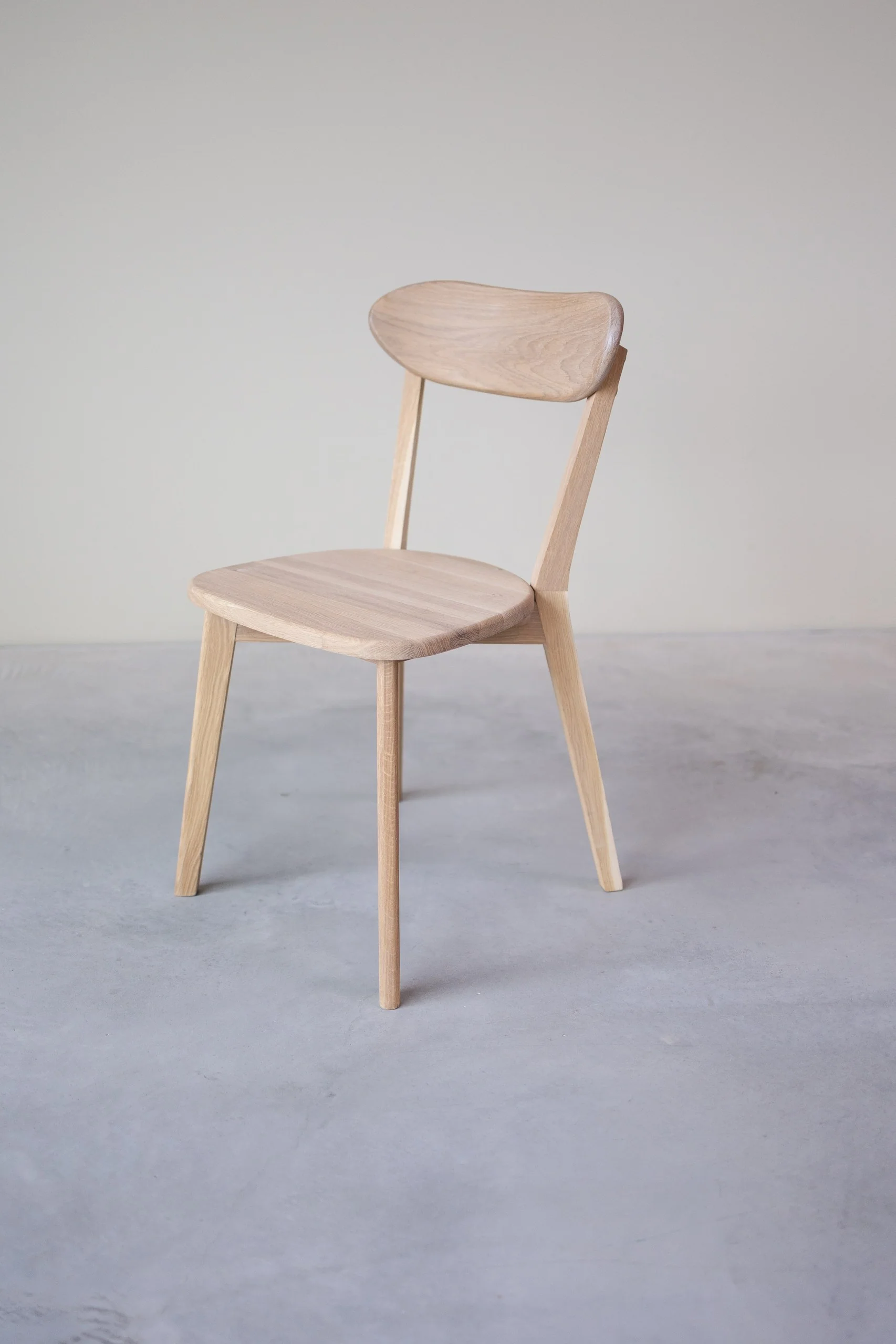 Set Escandi 3 massief houten tafel en twee ISKU stoelen - Image 11