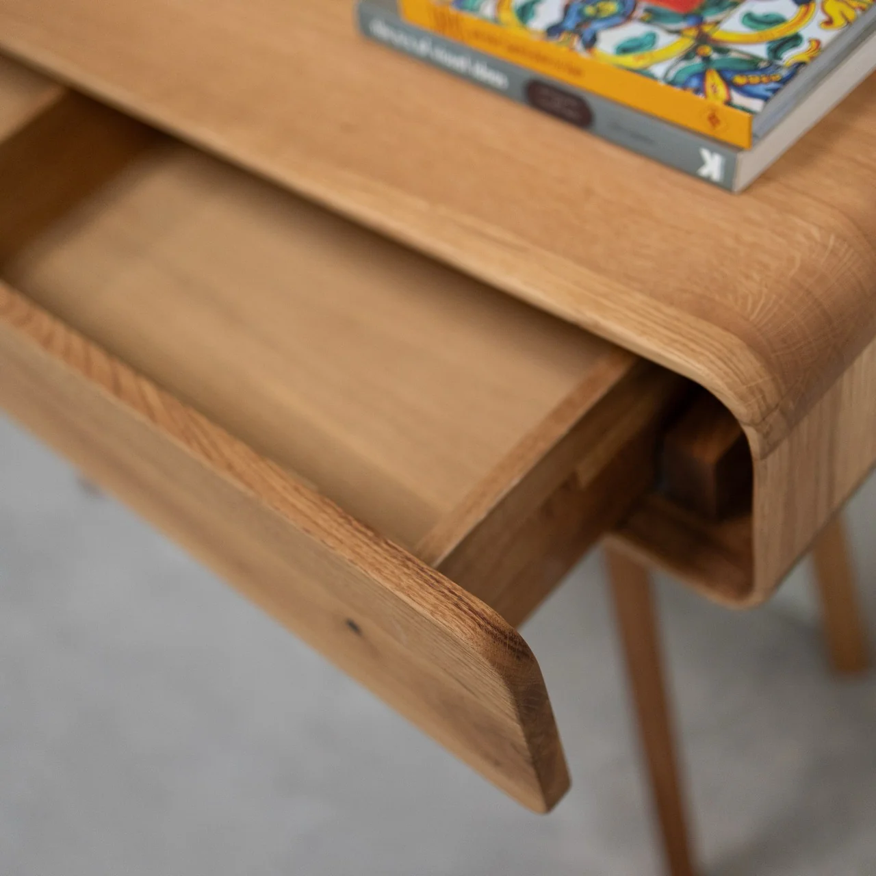 Massief eikenhouten kaptafel Geneva | NordicStory - Image 4