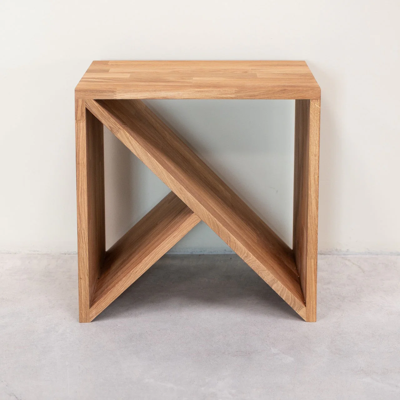 Bijzettafel, nachtkastje van massief eikenhout Denmark | NordicStory - Image 3