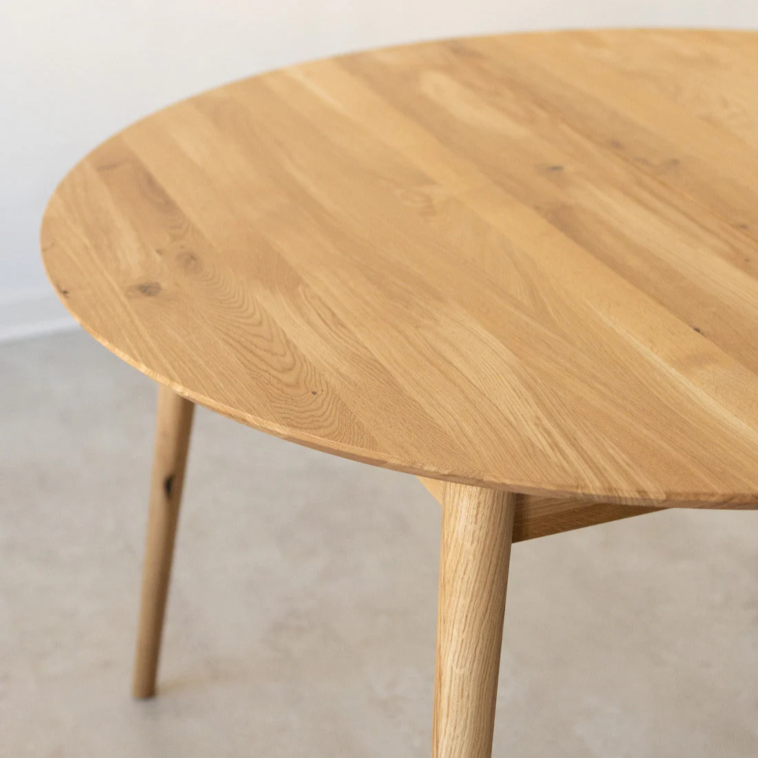 Ronde, uitschuifbare eettafel van massief eikenhout Escandi 5 | NordicStory - Image 19