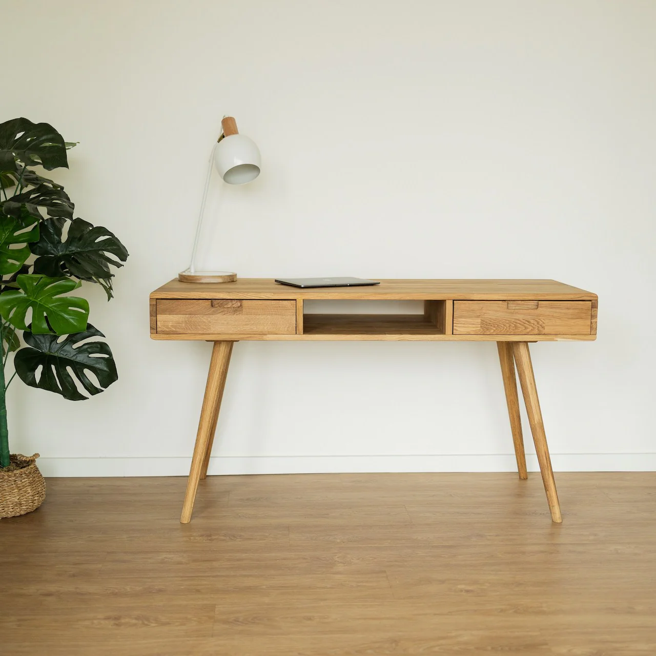 Escandi 5 massief eikenhouten bureau | NordicStory - Image 6