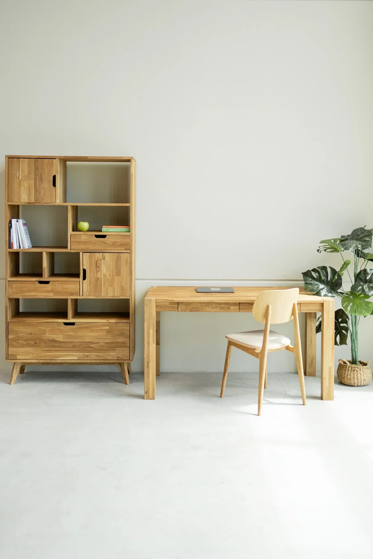 Bureau van massief eikenhout Royal| NordicStory - Image 8