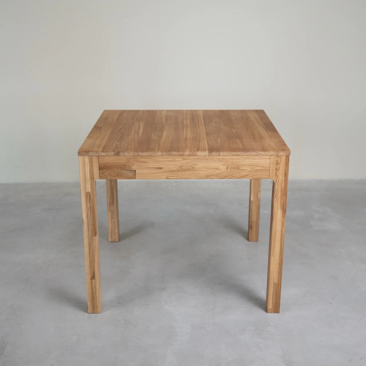 Uitschuifbare eettafel in massief eiken Marsi | NordicStory - Image 10