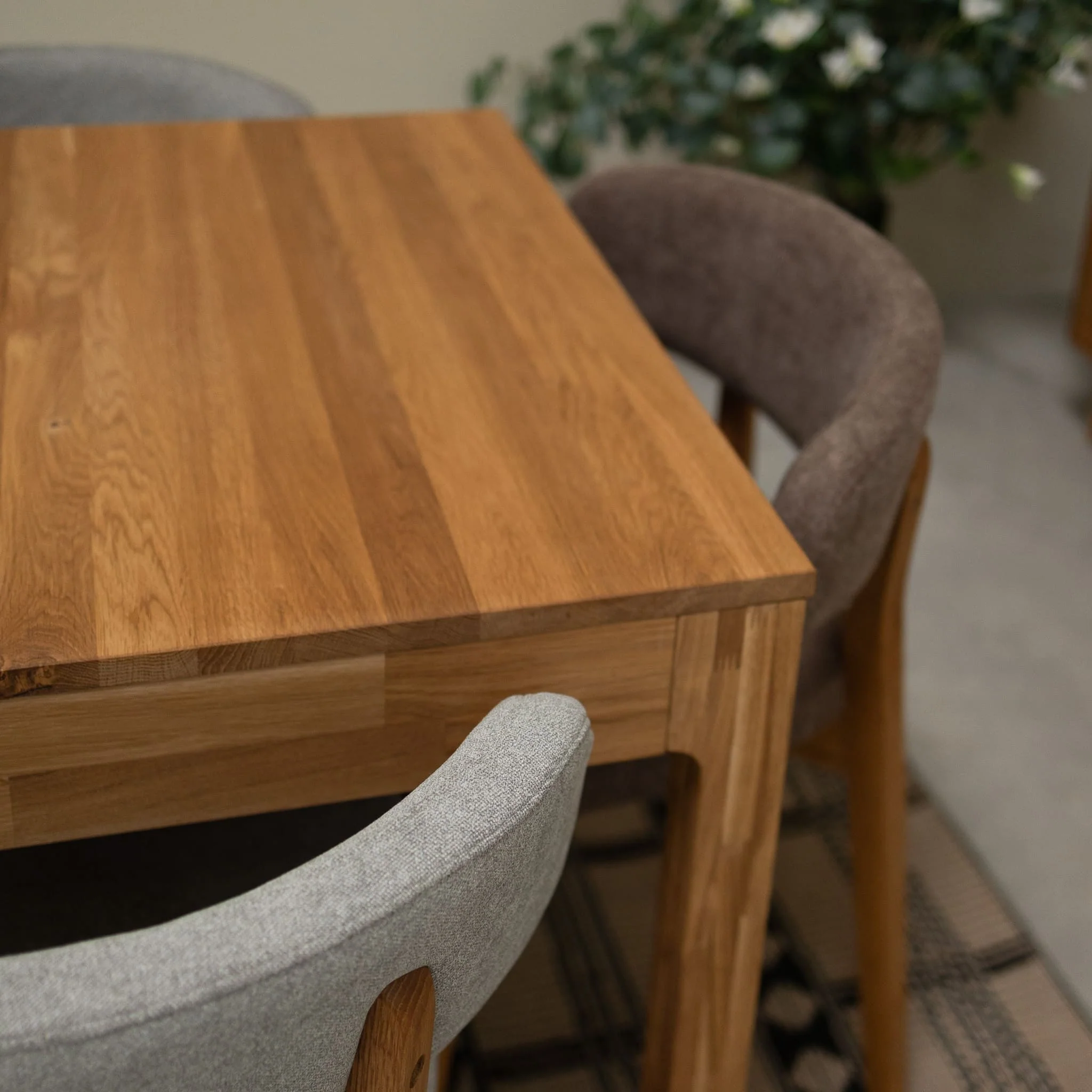 Uitschuifbare eettafel in massief eiken Marsi | NordicStory - Image 3