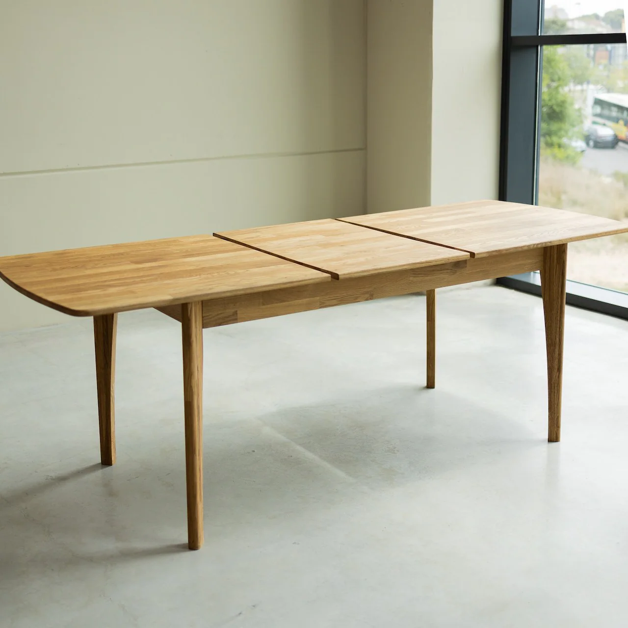 Uitschuifbare eettafel in massief eiken Monty | NordicStory - Image 4