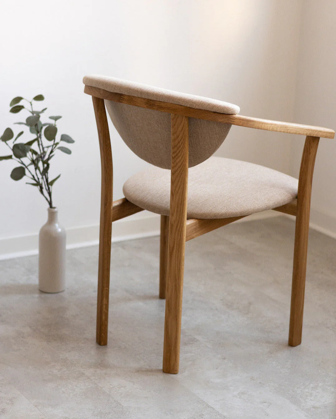 Set van 2 of 4 Alexis eetkamerstoelen, frame van massief eiken, bekleding beige | NordicStory - Image 11