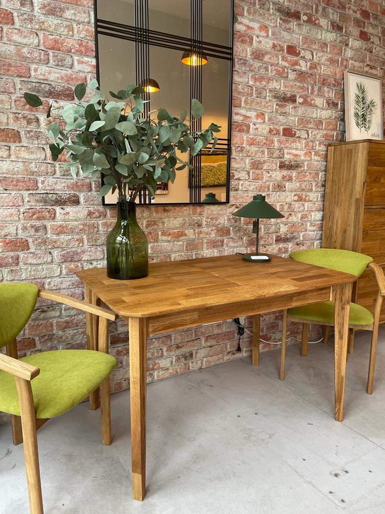Set van 2 of 4 Alexis eetkamerstoelen, frame van massief eiken, bekleding in levend groen | NordicStory - Image 11