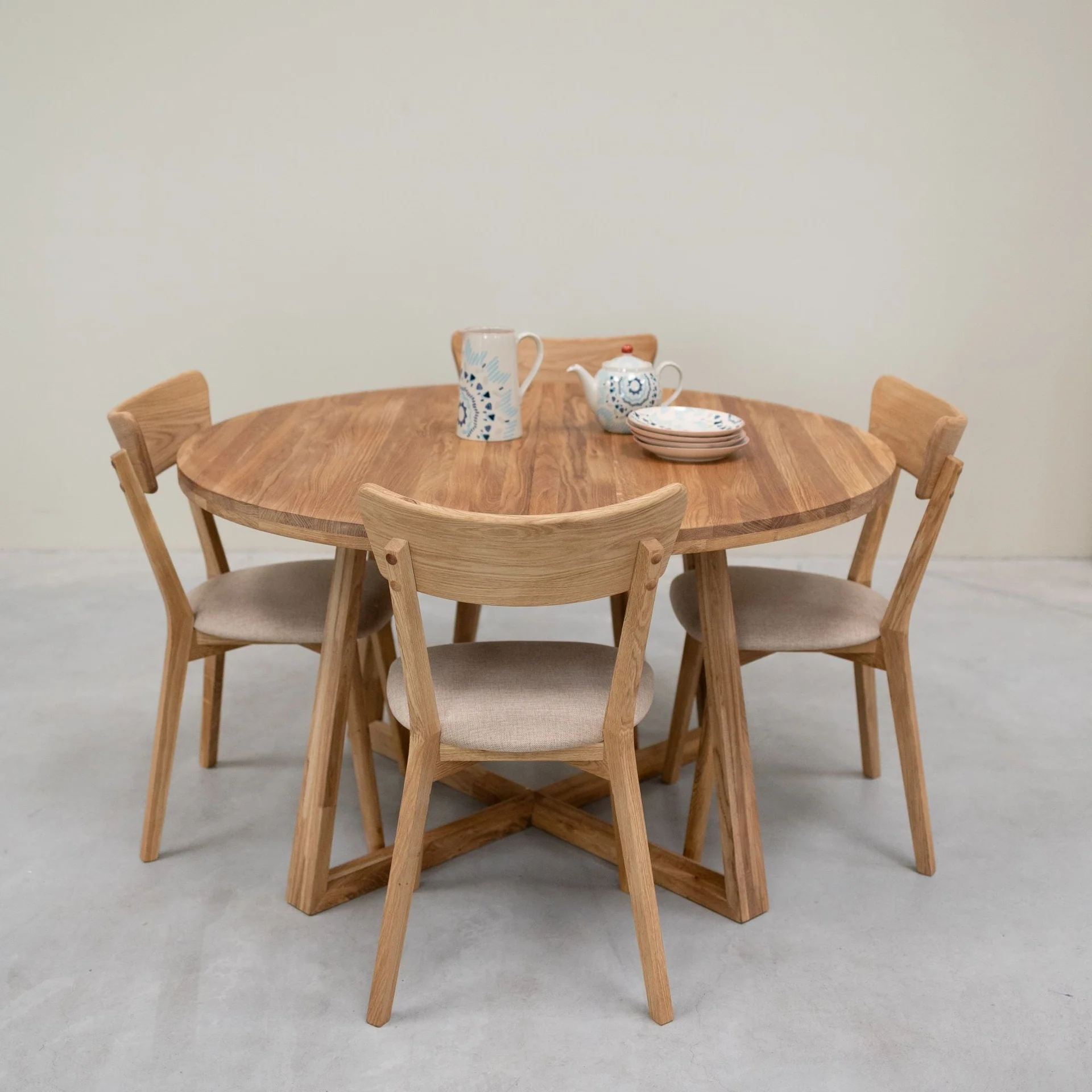 Set van 2 of 4 massief eiken eetkamerstoelen Diana Beige | NordicStory - Image 4
