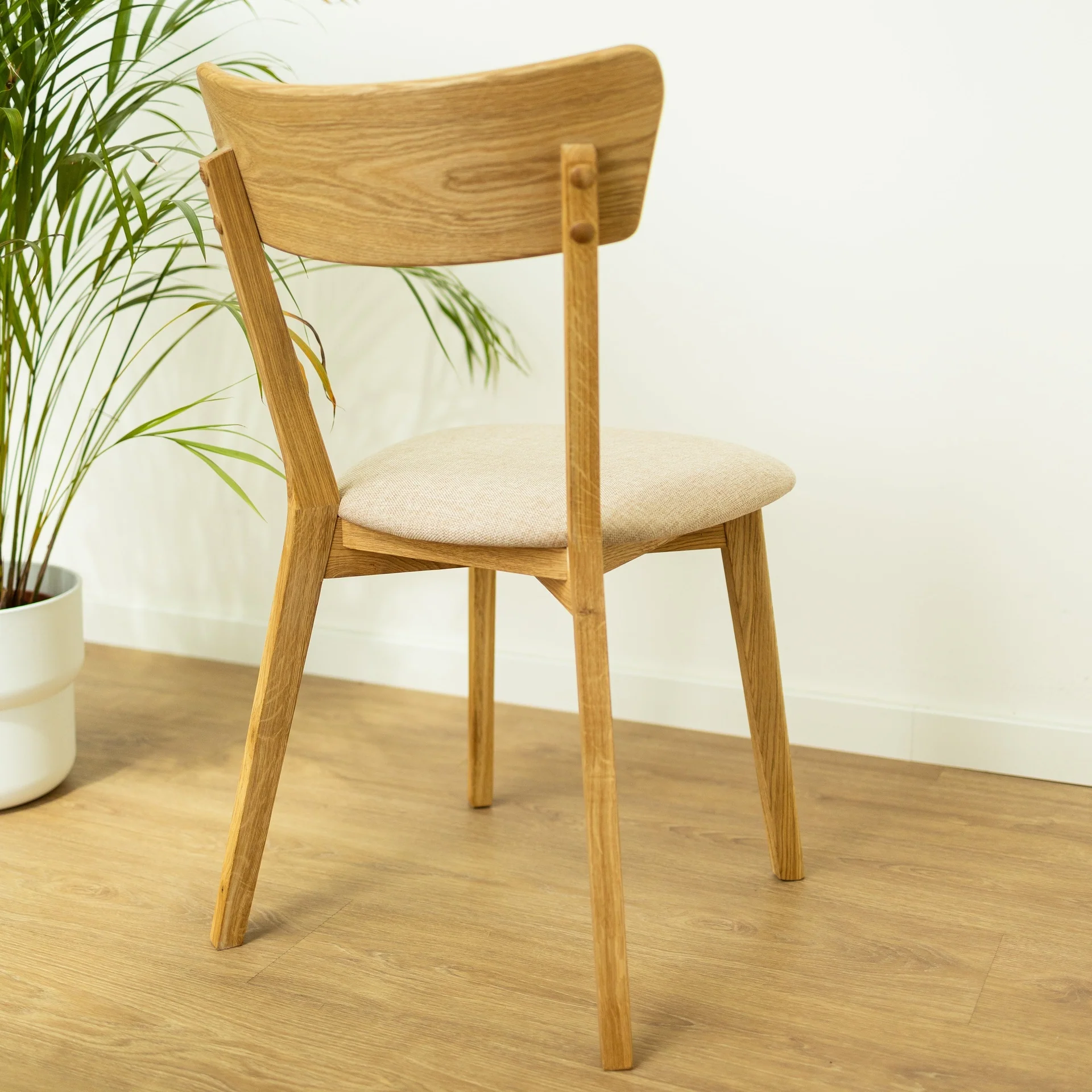 Set van 2 of 4 massief eiken eetkamerstoelen Diana Beige | NordicStory - Image 7