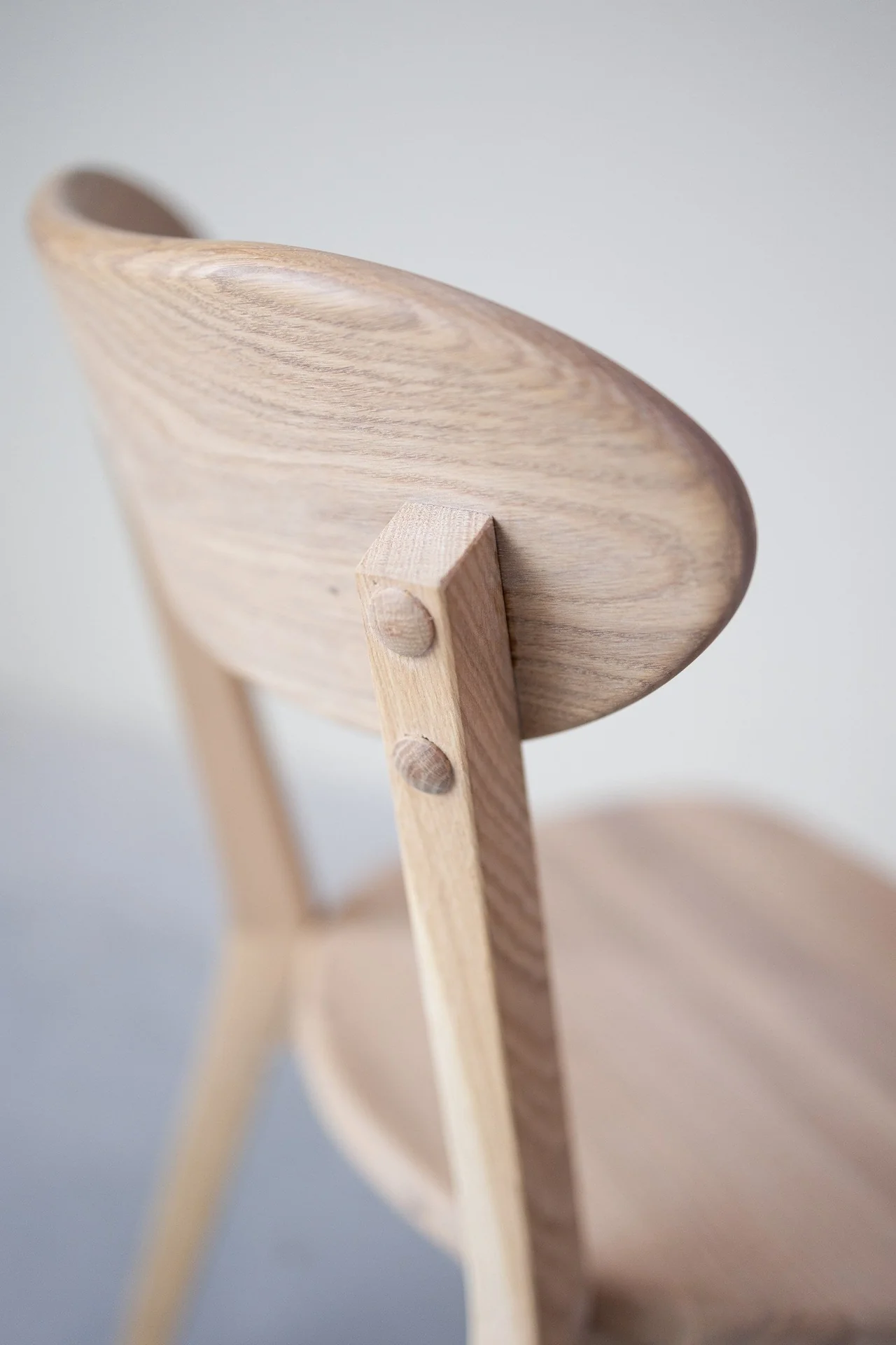 Set van 2 of 4 massief eiken eetkamerstoelen Isku | NordicStory - Image 18