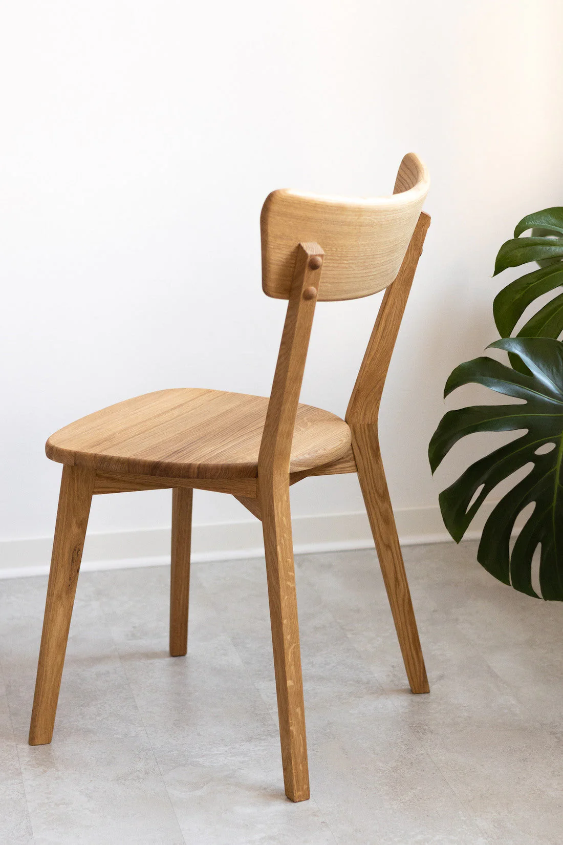 Set van 2 of 4 massief eiken eetkamerstoelen Isku | NordicStory - Image 9
