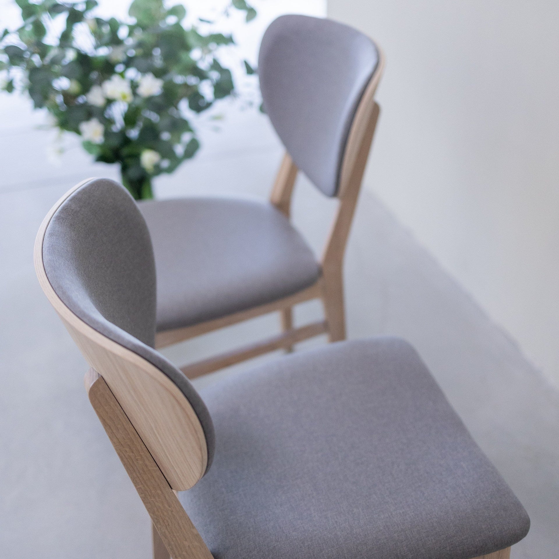 Set van 2 of 4 Nova eetkamerstoelen, massief gebleekt eiken frame | NordicStory - Image 6