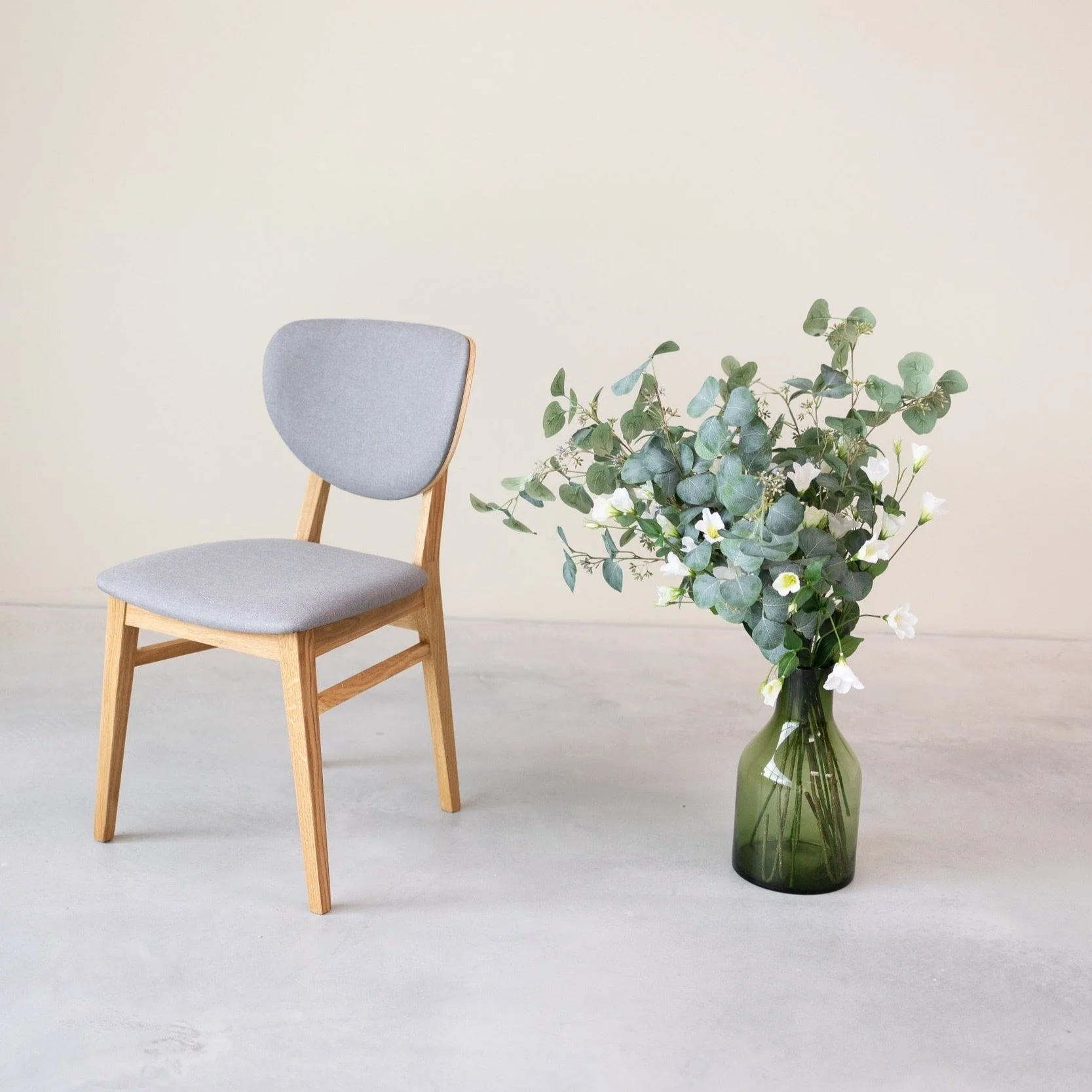 Set van 2 of 4 Nova eetkamerstoelen, frame van massief eiken, bekleding | NordicStory - Image 6