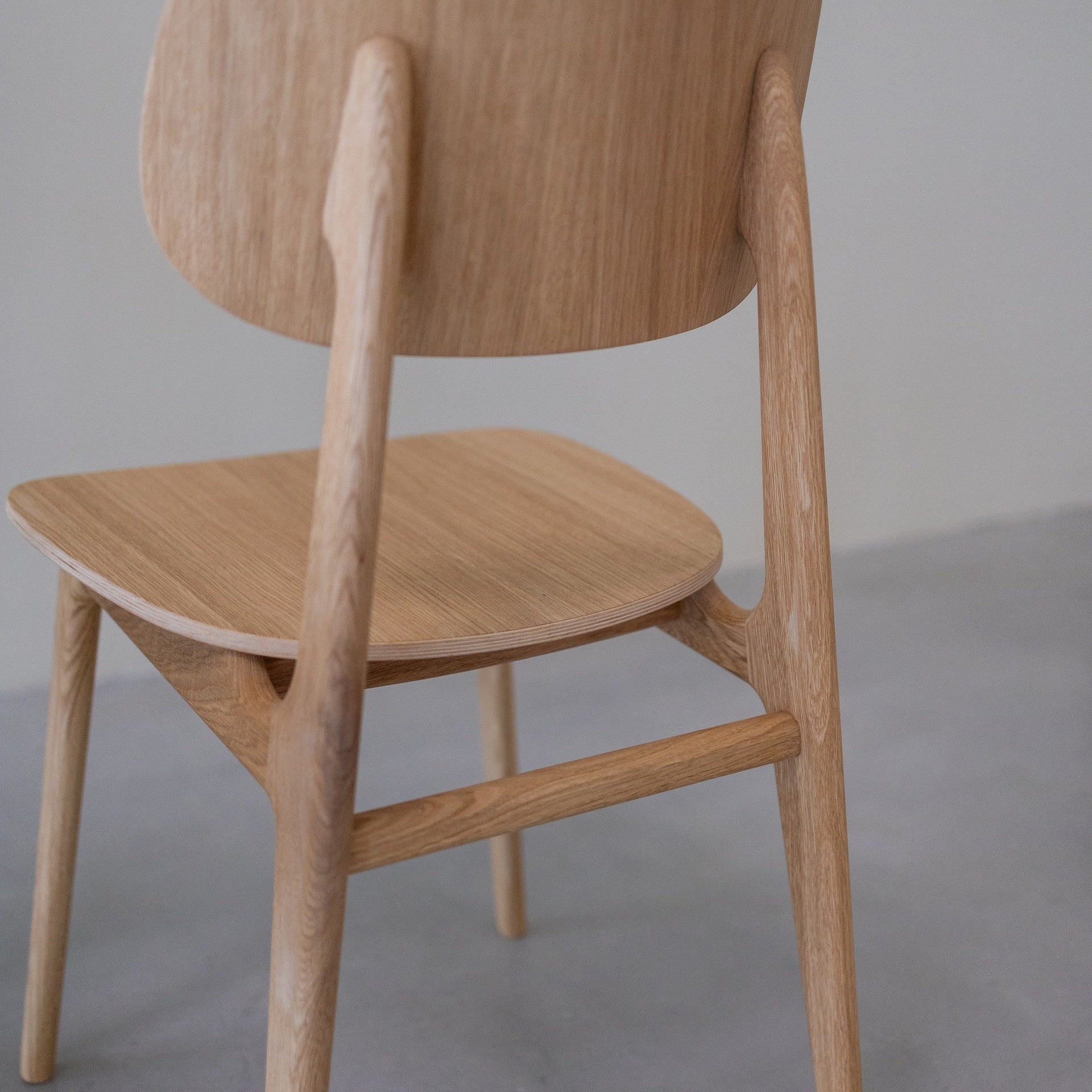 Set van 2 of 4 Varde Eetkamerstoelen, Massief Eiken Frame | NordicStory - Image 3