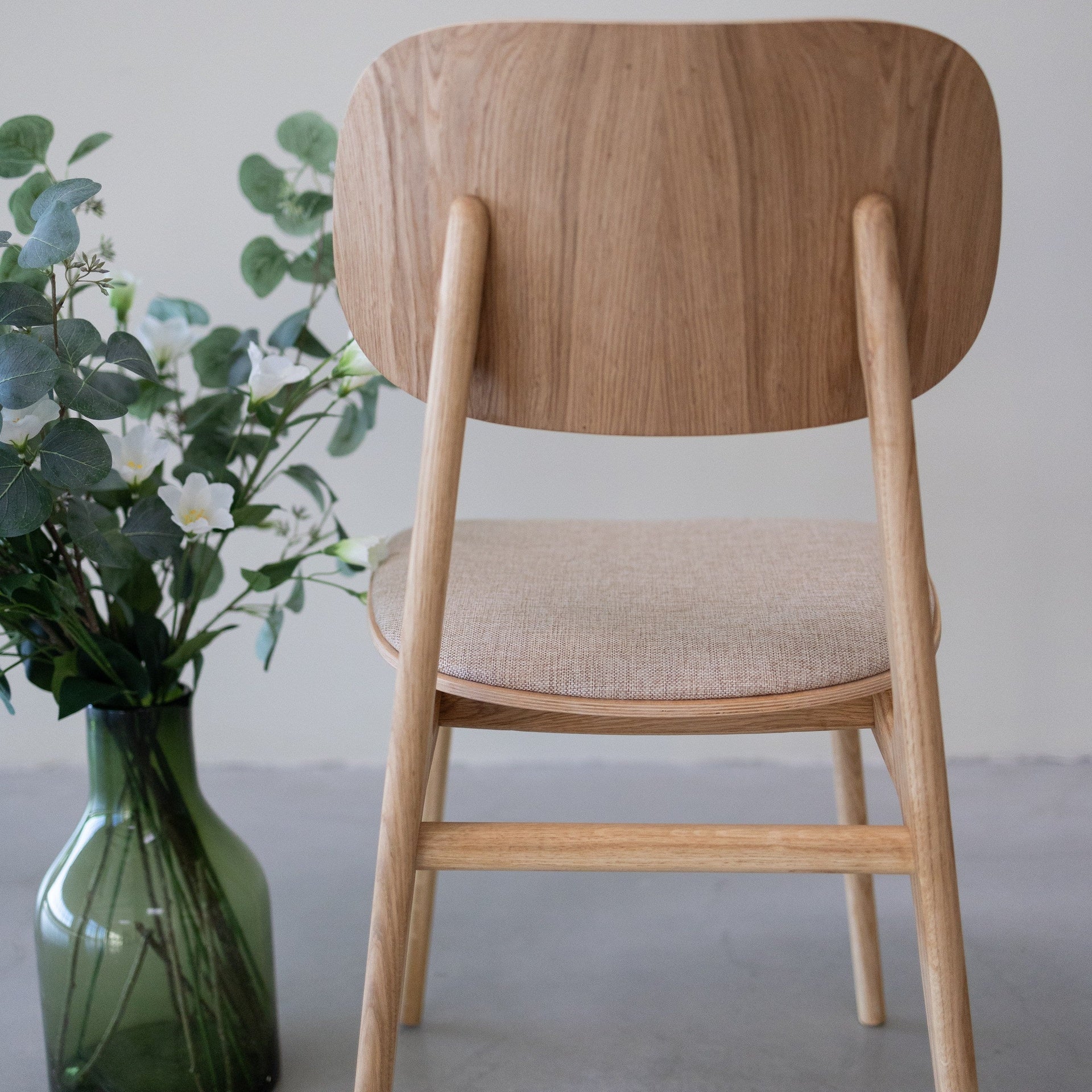 Set van 2 of 4 Varde eetkamerstoelen, frame massief eiken, bekleding | NordicStory - Image 18