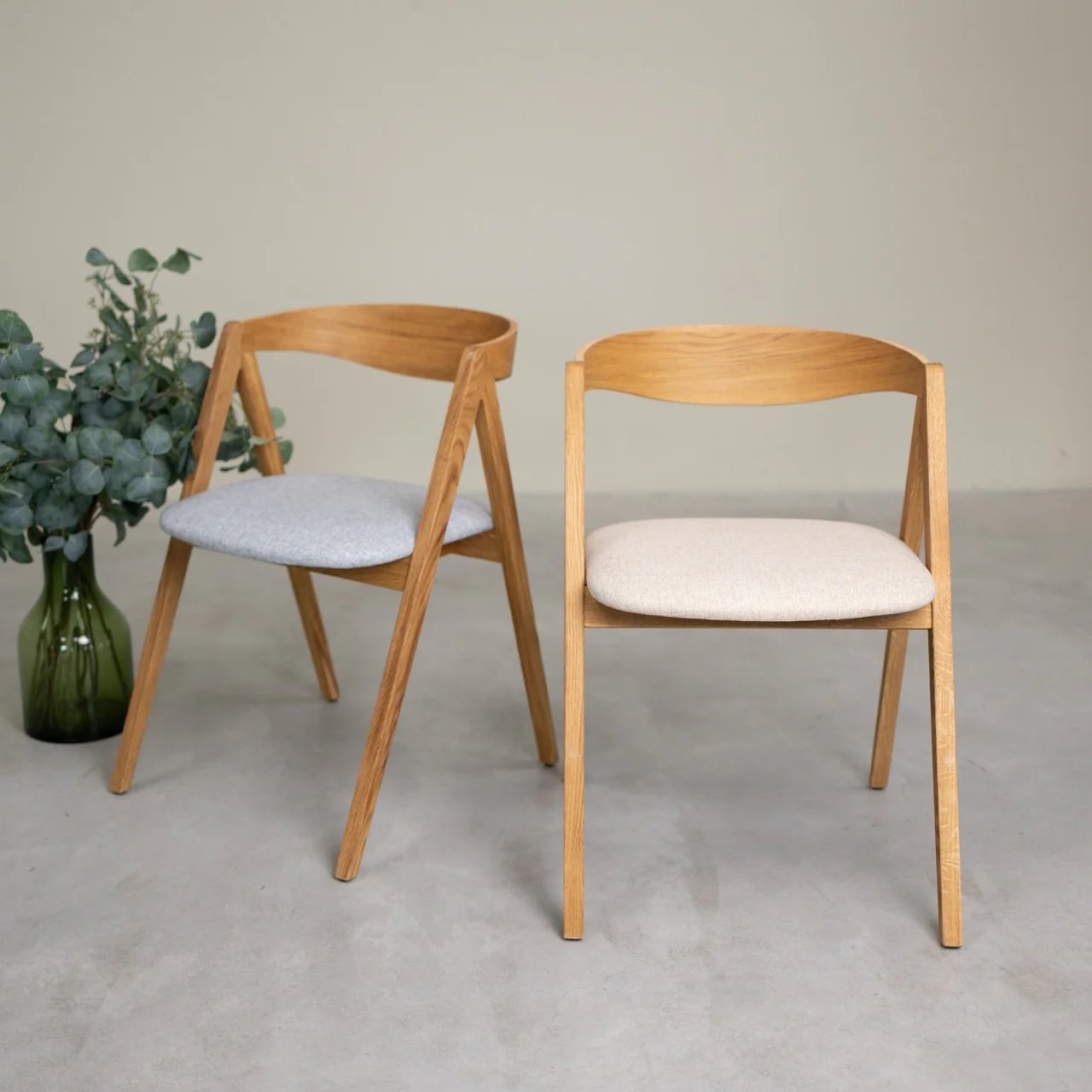 Set van 2 of 4 Oscar massief eiken eetkamerstoelen, gestoffeerd | VESKOR - Image 19
