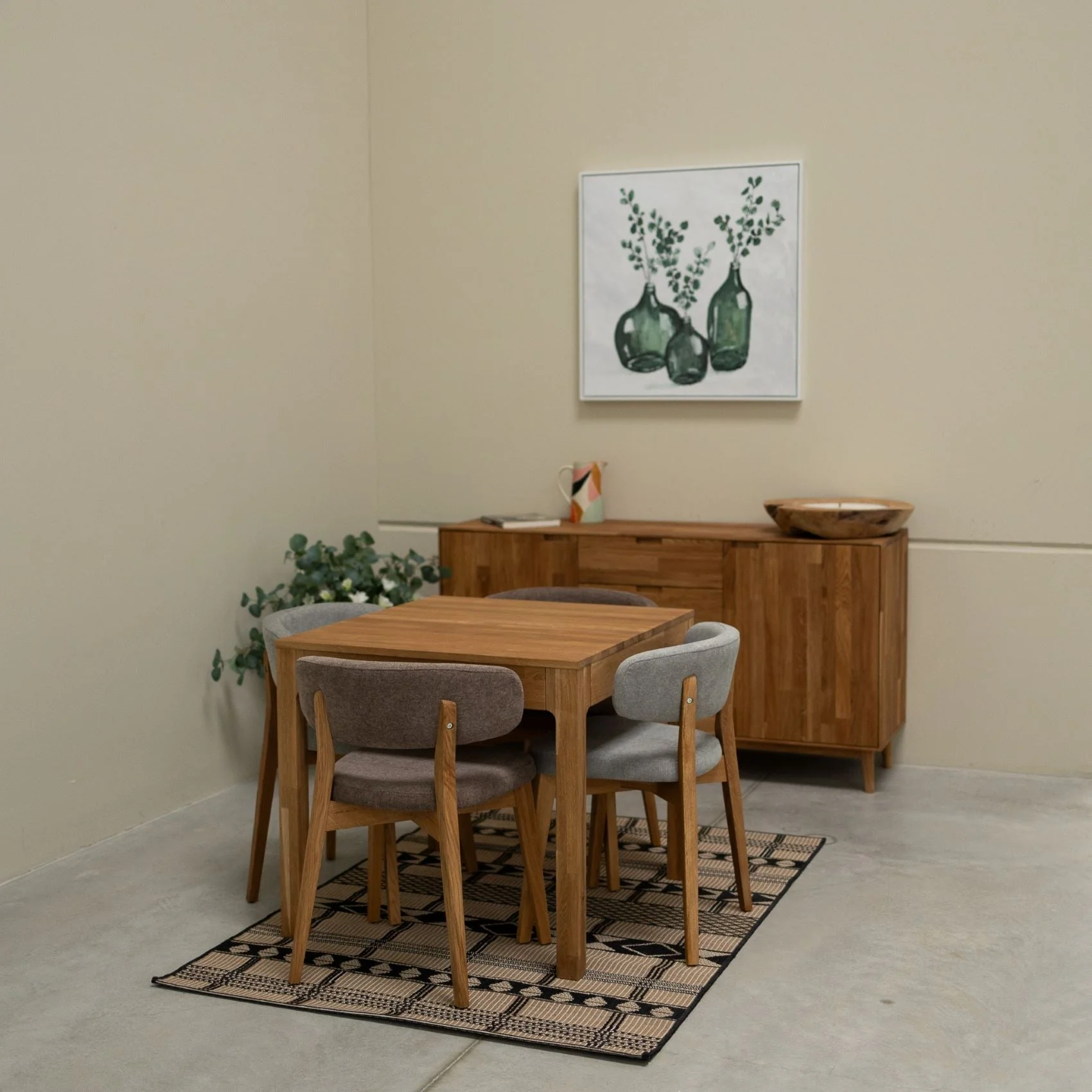 Set van 2 of 4 Claus massief eiken eetkamerstoelen, bekleed in grijs of bruin | VESKOR - Image 5