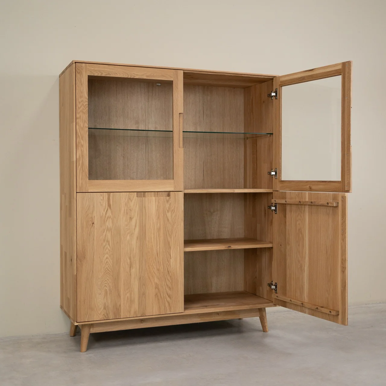 Vitrinekast van massief eikenhout van Escandi Atelier | NordicStory - Image 10